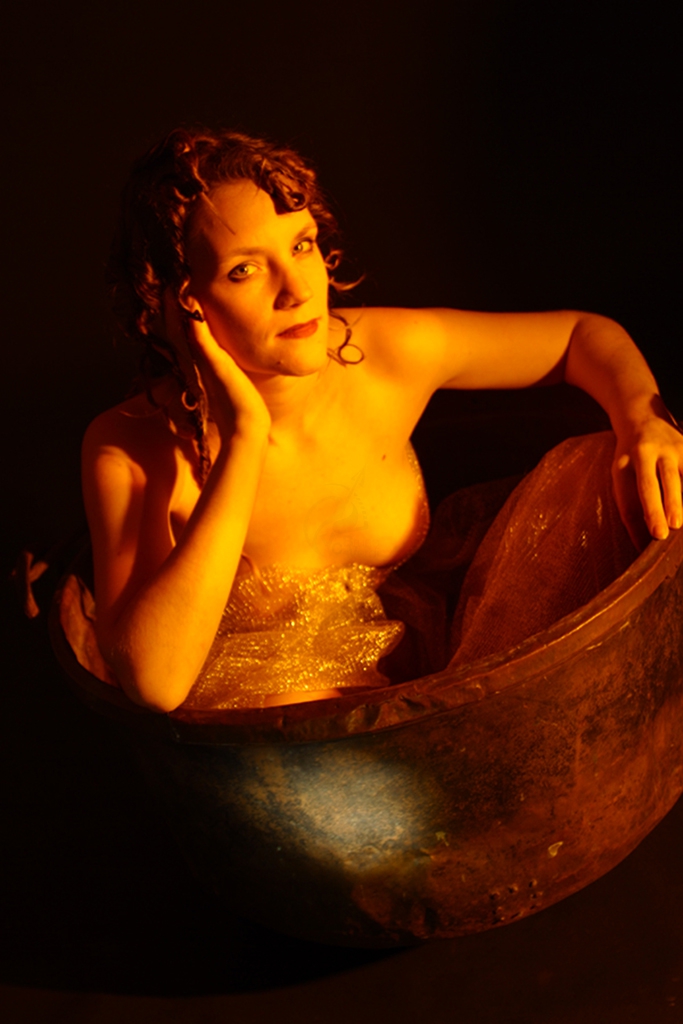 &quot;Portrait&quot; | Exposition &quot;Façon de Corps&quot; | caméra Hasselblad 202 FA ©photo Bruno Verdi 2001