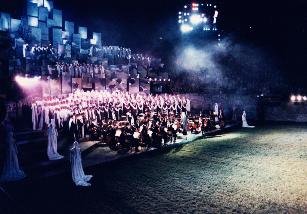 Choriste et Orchestre symphonique | 700 ans de la Suisse | Amphithéâtre Romain | Nicolas de Flüe de A. Honegger | Martigny Suisse | 1990-1991